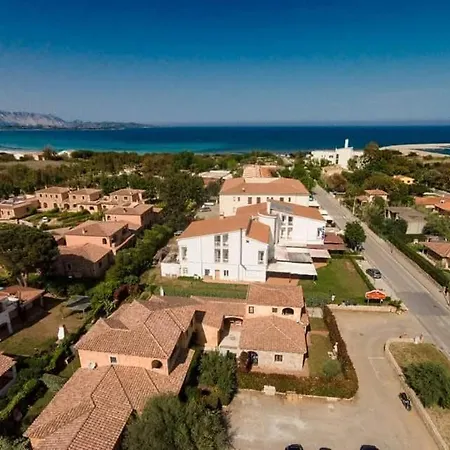 Al Faro , La Cinta ,san Teodoro Отель Сан-Теодоро