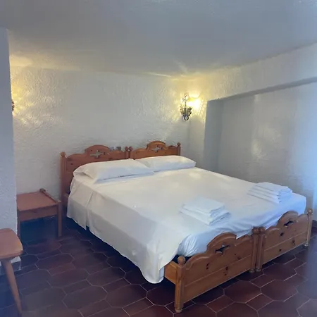Al Faro Hotel,Vintage Chic , Spiaggia La Cinta ,San Teodoro Costa Smeralda 3*