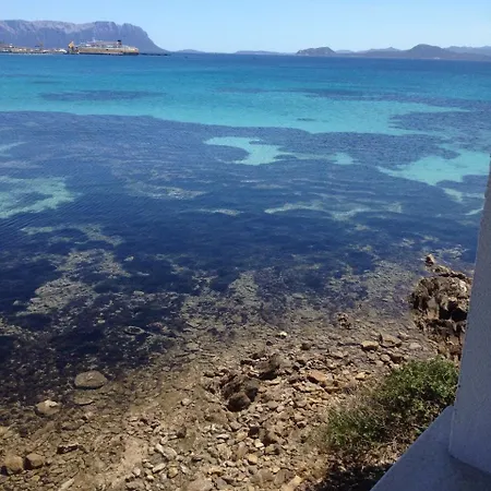 Отель Al Faro , La Cinta ,san Teodoro Сан-Теодоро