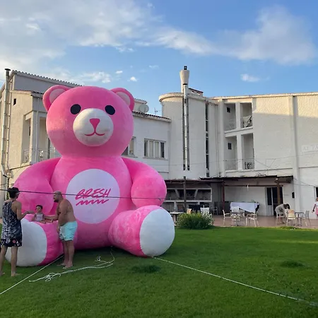 Al Faro , La Cinta ,san Teodoro Hotel 3*